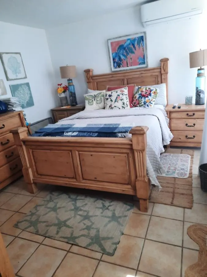 איזבלה Condominio Haudimar Beach Apartments