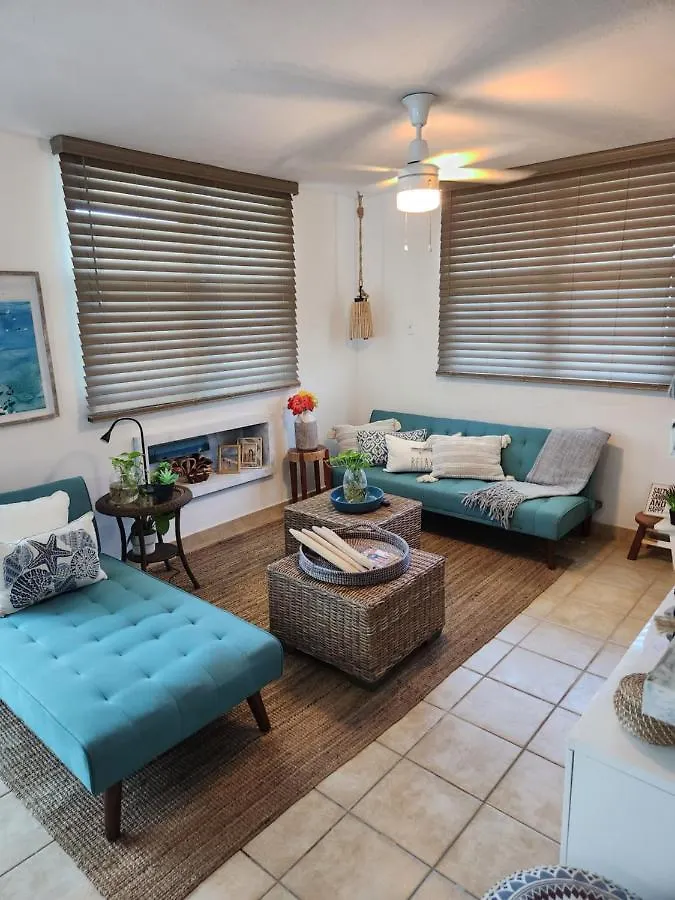 איזבלה Condominio Haudimar Beach Apartments